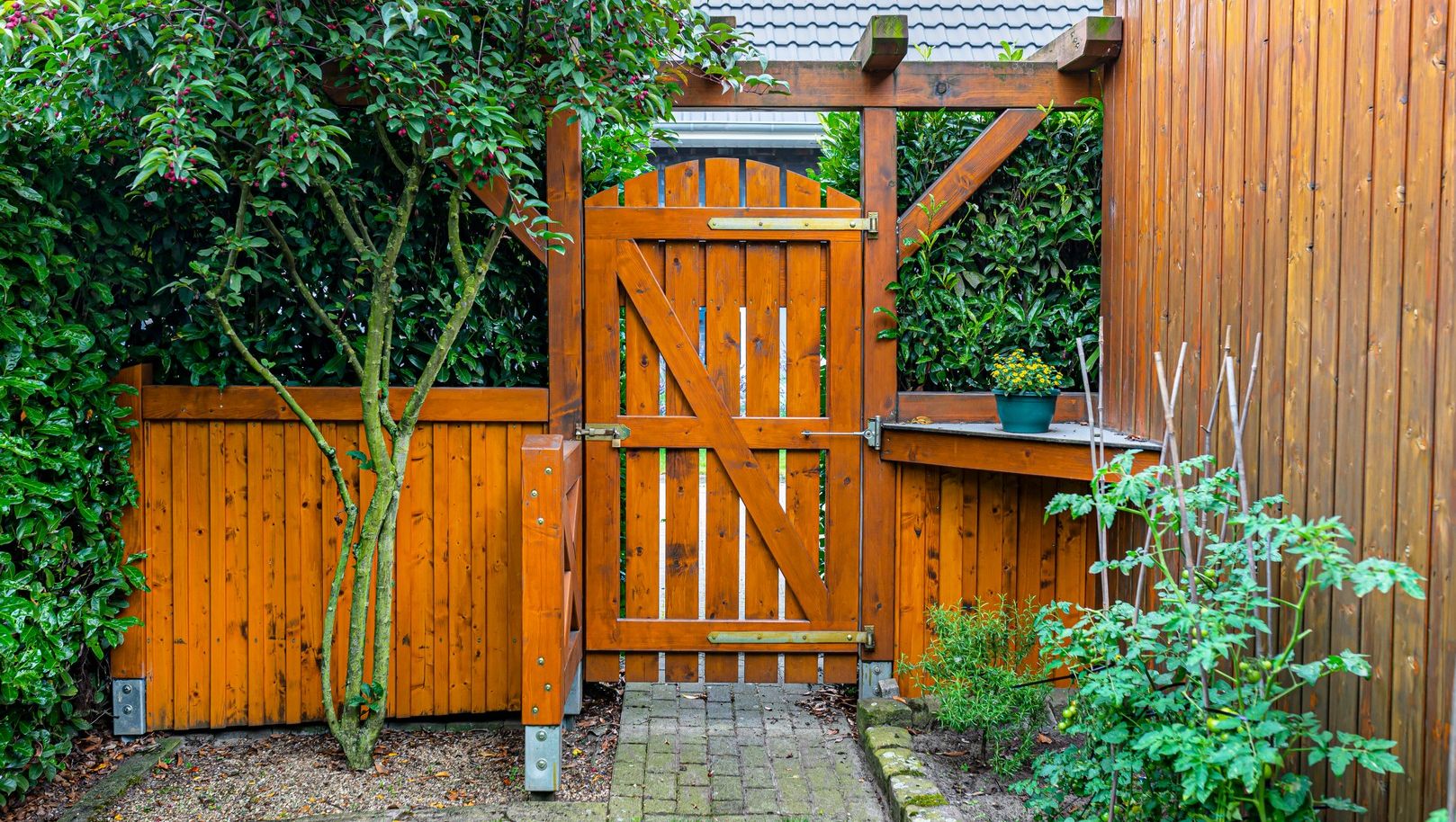 Fencing and gate installations